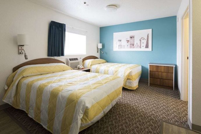 Imagen de la habitación del Hotel Intown Suites Extended Stay Clearwater Fl. Foto 13