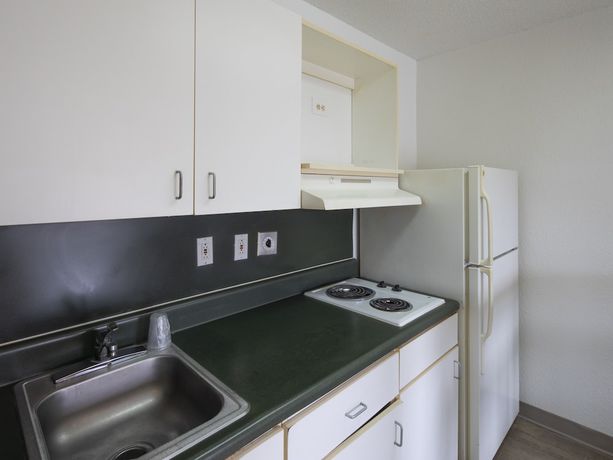 Imagen de la habitación del Hotel Intown Suites Extended Stay Greensboro Nc - Lanada Rd. Foto 8
