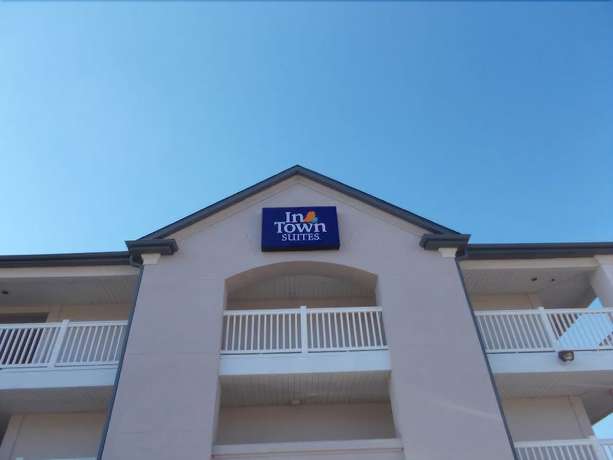 Imagen general del Hotel Intown Suites Extended Stay Greensboro Nc - Lanada Rd. Foto 4