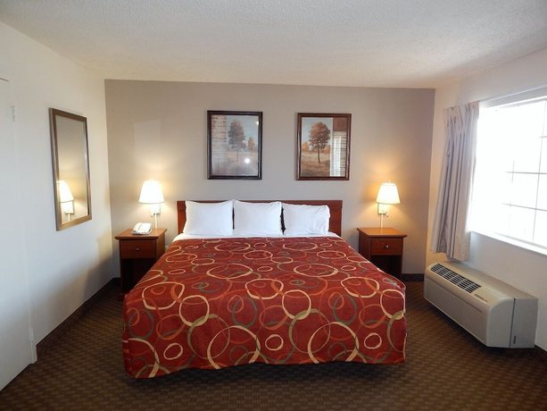 Imagen de la habitación del Hotel Intown Suites Extended Stay Greensboro Nc - Lanada Rd. Foto 11