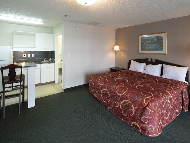 Imagen de la habitación del Hotel Intown Suites Extended Stay Greensboro Nc - Lanada Rd. Foto 13
