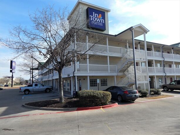 Imagen general del Hotel Intown Suites Extended Stay Lewisville Tx East Corporate Drive. Foto 7