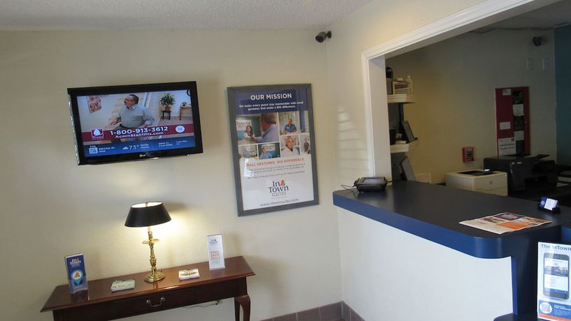 Imagen de los interiores del Hotel Intown Suites Extended Stay Nashville Murfreesboro Pke. Foto 20