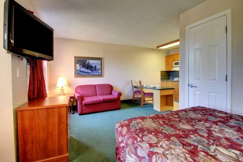 Imagen de la habitación del Hotel Intown Suites Extended Stay Nashville Tn Madison. Foto 4