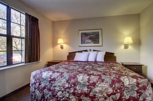 Imagen de la habitación del Hotel Intown Suites Extended Stay Nashville Tn Madison. Foto 10