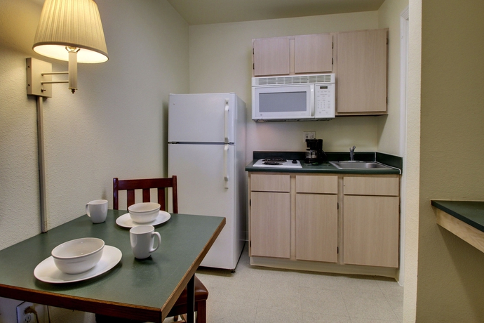 Imagen de la habitación del Hotel Intown Suites Extended Stay New Orleans - Metairie. Foto 7