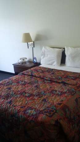 Imagen de la habitación del Hotel Intown Suites Extended Stay Norfolk Va. Foto 9