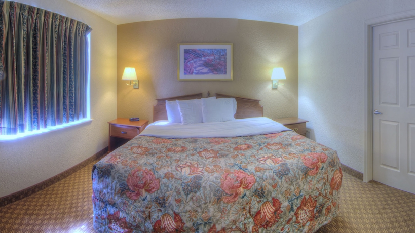 Imagen de la habitación del Hotel Intown Suites Extended Stay Select Orlando Ucf. Foto 3