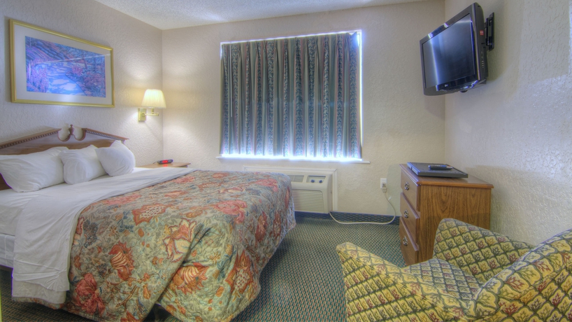 Imagen de la habitación del Hotel Intown Suites Extended Stay Select Orlando Ucf. Foto 4