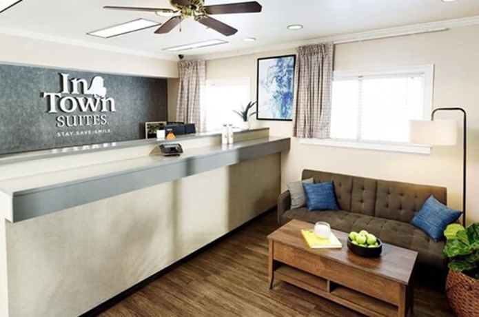 Imagen de los interiores del Hotel Intown Suites Extended Stay St. Louis Mo - Hazelwood. Foto 13