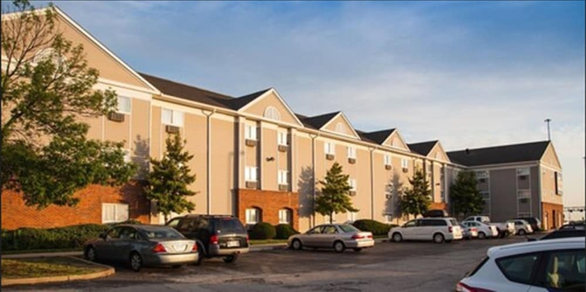 Imagen general del Hotel Intown Suites Extended Stay St. Louis Mo - St. Charles. Foto 2