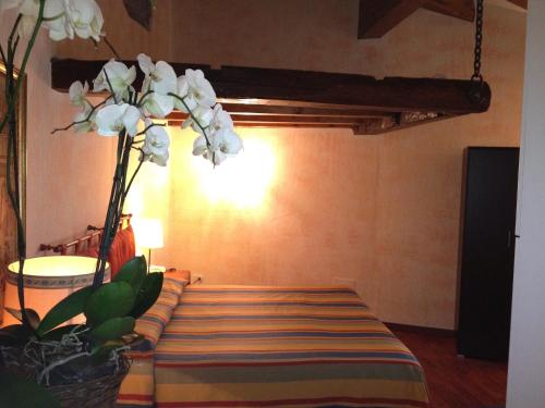 Imagen de la habitación del Hotel Intra. Foto 6