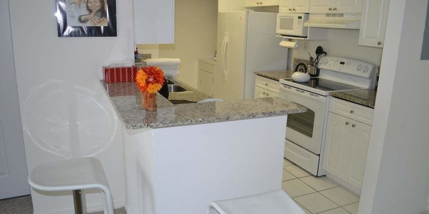 Imagen de la habitación del Hotel Intracoastal Yacht Club by Rainbow. Foto 4