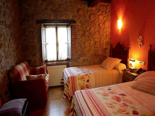 Imagen de la habitación del Hotel Intriago. Foto 2