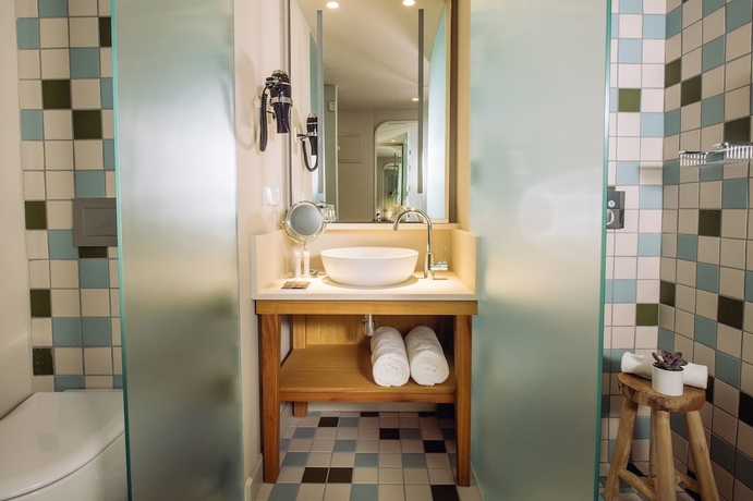 Imagen de la habitación del Hotel Inturotel Cala Esmeralda Beach and Spa - Adults Only. Foto 11