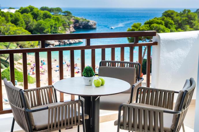 Imagen de la habitación del Hotel Inturotel Esmeralda Park. Foto 4