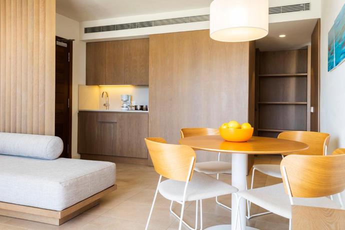 Imagen de la habitación del Hotel Inturotel Esmeralda Park. Foto 5