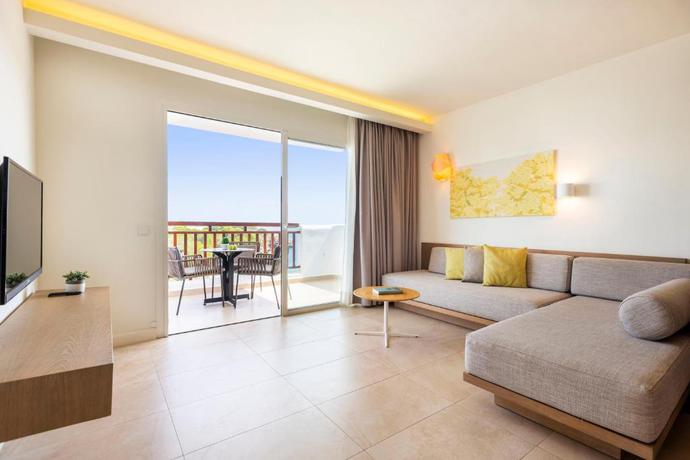 Imagen de la habitación del Hotel Inturotel Esmeralda Park. Foto 6