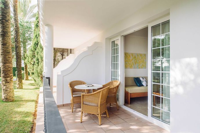 Imagen de la habitación del Hotel Inturotel Sa Marina. Foto 8