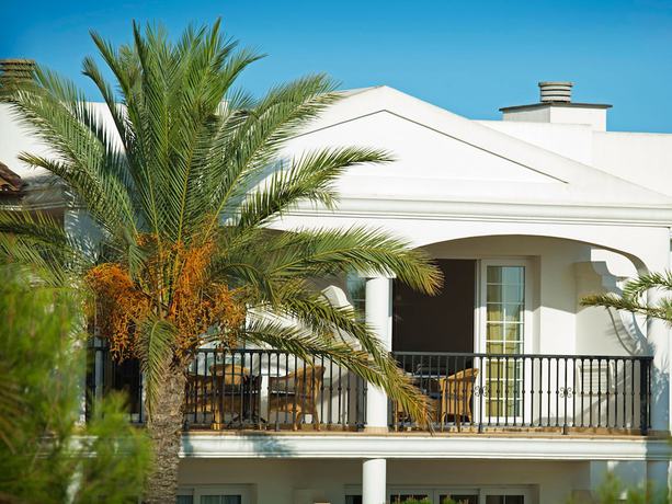 Imagen de la habitación del Hotel Inturotel Sa Marina. Foto 11