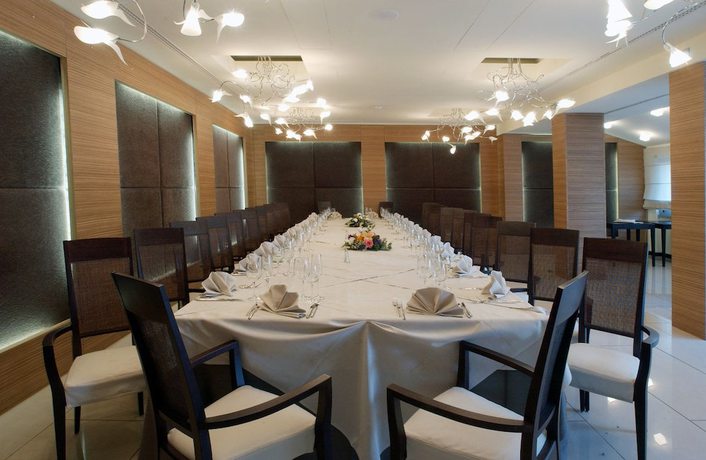 Imagen del bar/restaurante del Hotel Inverigo. Foto 3