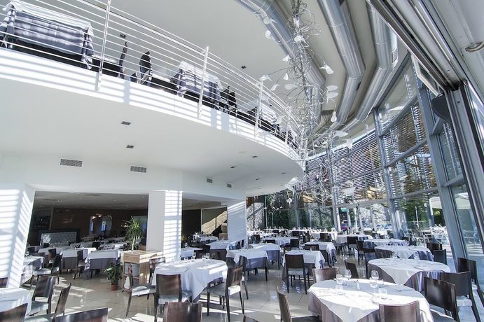 Imagen del bar/restaurante del Hotel Inverigo. Foto 4