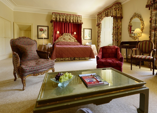 Imagen de la habitación del Hotel Inverlochy Castle. Foto 4