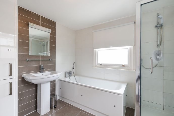 Imagen de la habitación del Hotel Inverness Place. Foto 11