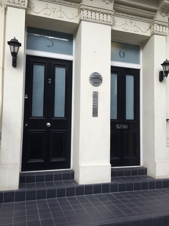 Imagen general del Hotel Inverness Place. Foto 3