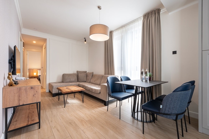 Imagen de la habitación del Hotel Invictus, Becici. Foto 8