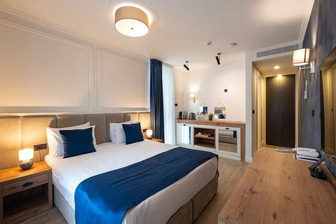Imagen de la habitación del Hotel Invictus, Becici. Foto 10