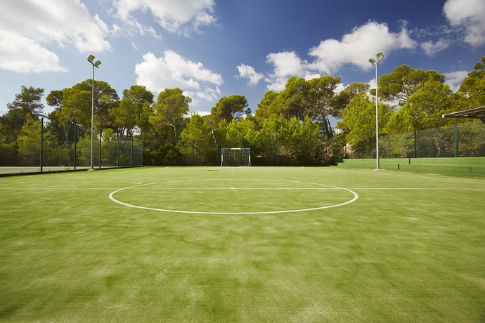 Imagen de los exteriores del Hotel Invisa Figueral Resort. Foto 10