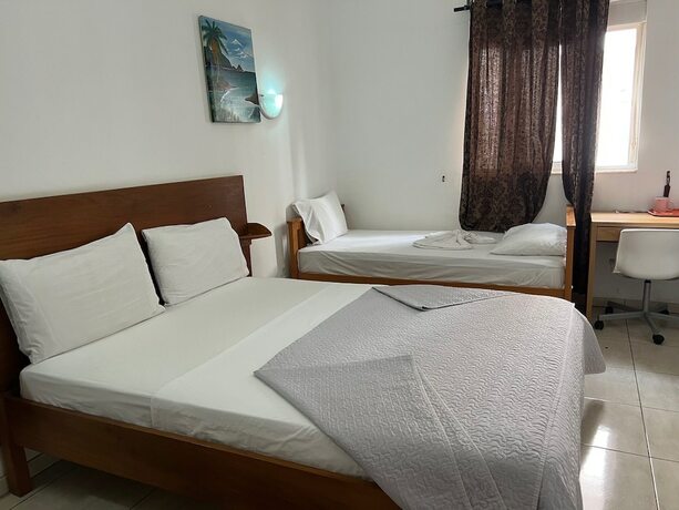Imagen general del Hotel Inviting 10 Bed Apartment in Sao Tome. Foto 1