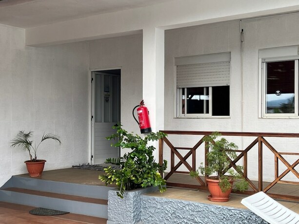Imagen general del Hotel Inviting 10 Bed Apartment in Sao Tome. Foto 13