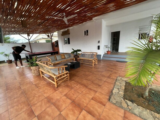 Imagen general del Hotel Inviting 10 Bed Apartment in Sao Tome. Foto 17