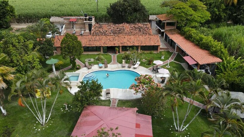 Imagen general del Hotel Inviting 14-bed Villa in Toro Valle del Cauca. Foto 12