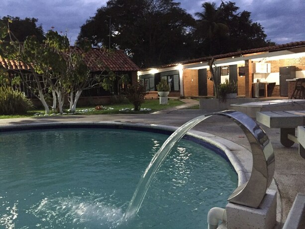 Imagen general del Hotel Inviting 14-bed Villa in Toro Valle del Cauca. Foto 15