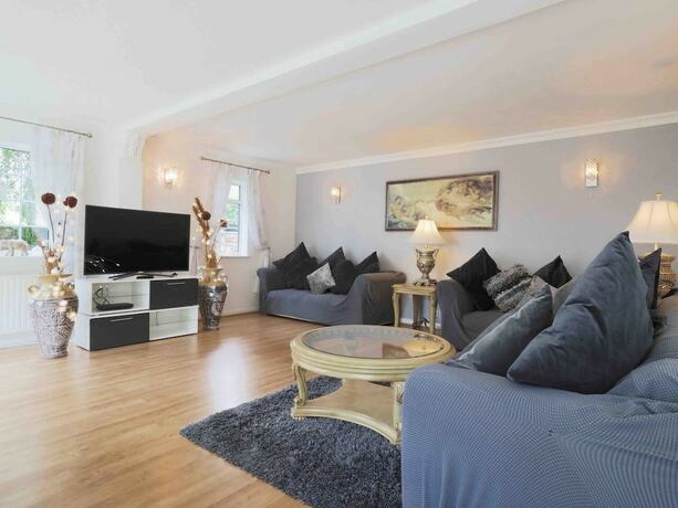 Imagen de la habitación del Hotel Inviting 7-bed House With sea Views in Hythe. Foto 19