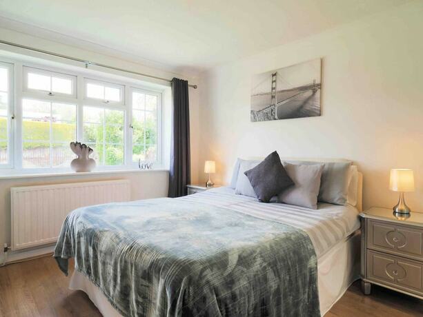 Imagen general del Hotel Inviting 7-bed House With sea Views in Hythe. Foto 4