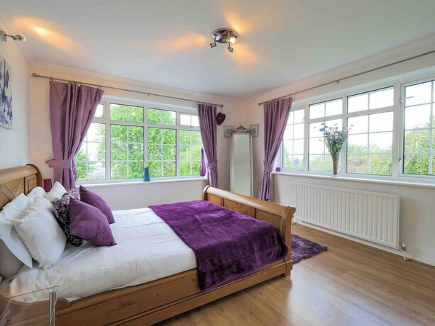 Imagen general del Hotel Inviting 7-bed House With sea Views in Hythe. Foto 16