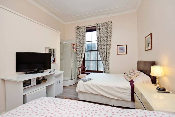 Imagen general del Hotel Inviting 9-bed House in Aberdeen. Foto 2