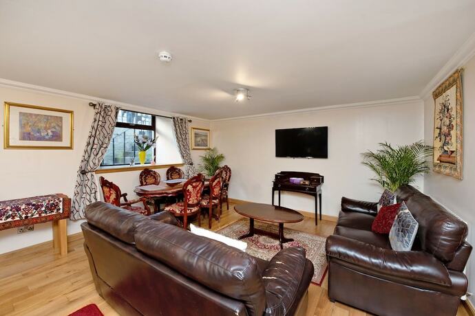 Imagen general del Hotel Inviting 9-bed House in Aberdeen. Foto 3
