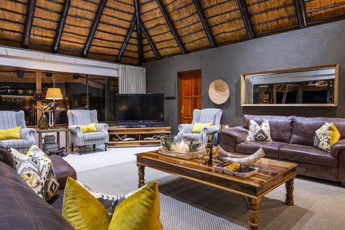 Imagen de los interiores del Hotel Inyati Game Lodge. Foto 19