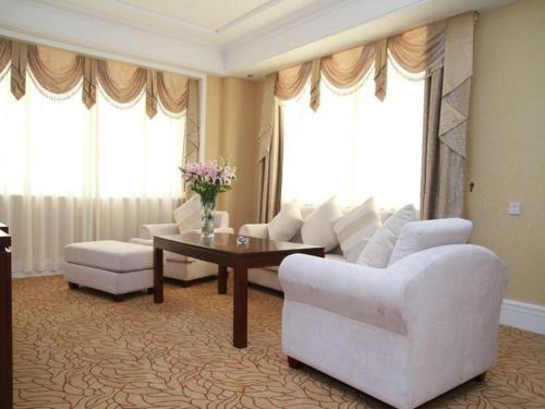 Imagen general del Hotel Inzone Garland Taian. Foto 16