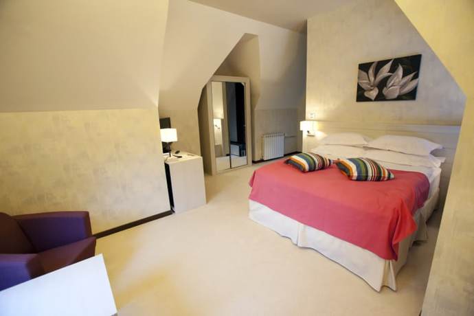 Imagen de la habitación del Hotel Ioana. Foto 8