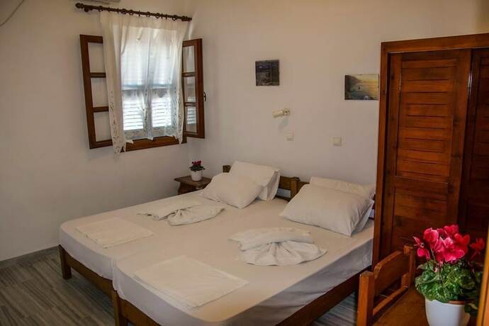 Imagen general del Hotel Ioanna Rooms. Foto 8