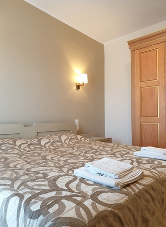 Imagen de la habitación del Hotel Ioli Village. Foto 2