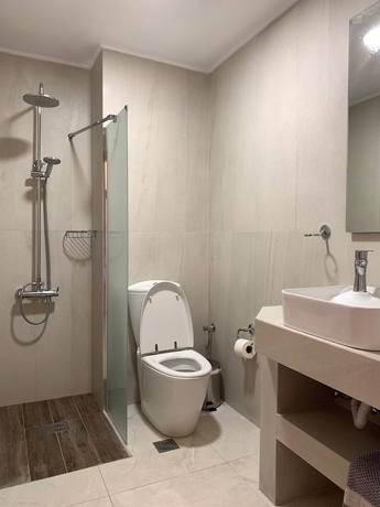 Imagen de la habitación del Hotel Ioli Village. Foto 15