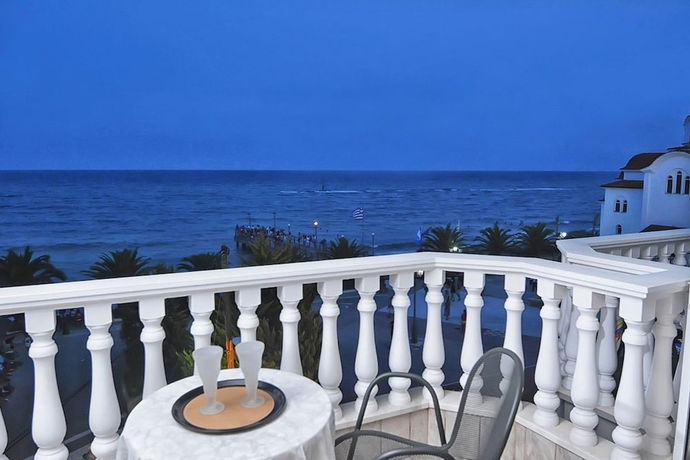 Imagen de la habitación del Hotel Ioni. Foto 12