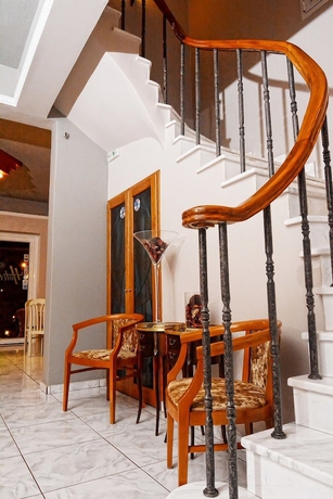 Imagen de los interiores del Hotel Ioni. Foto 19